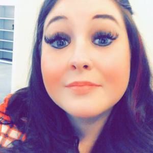 Meet your Posher, Holly